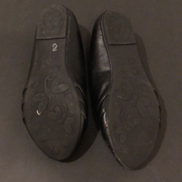 Simple Black and Gold Flats - Picture 3 of 3